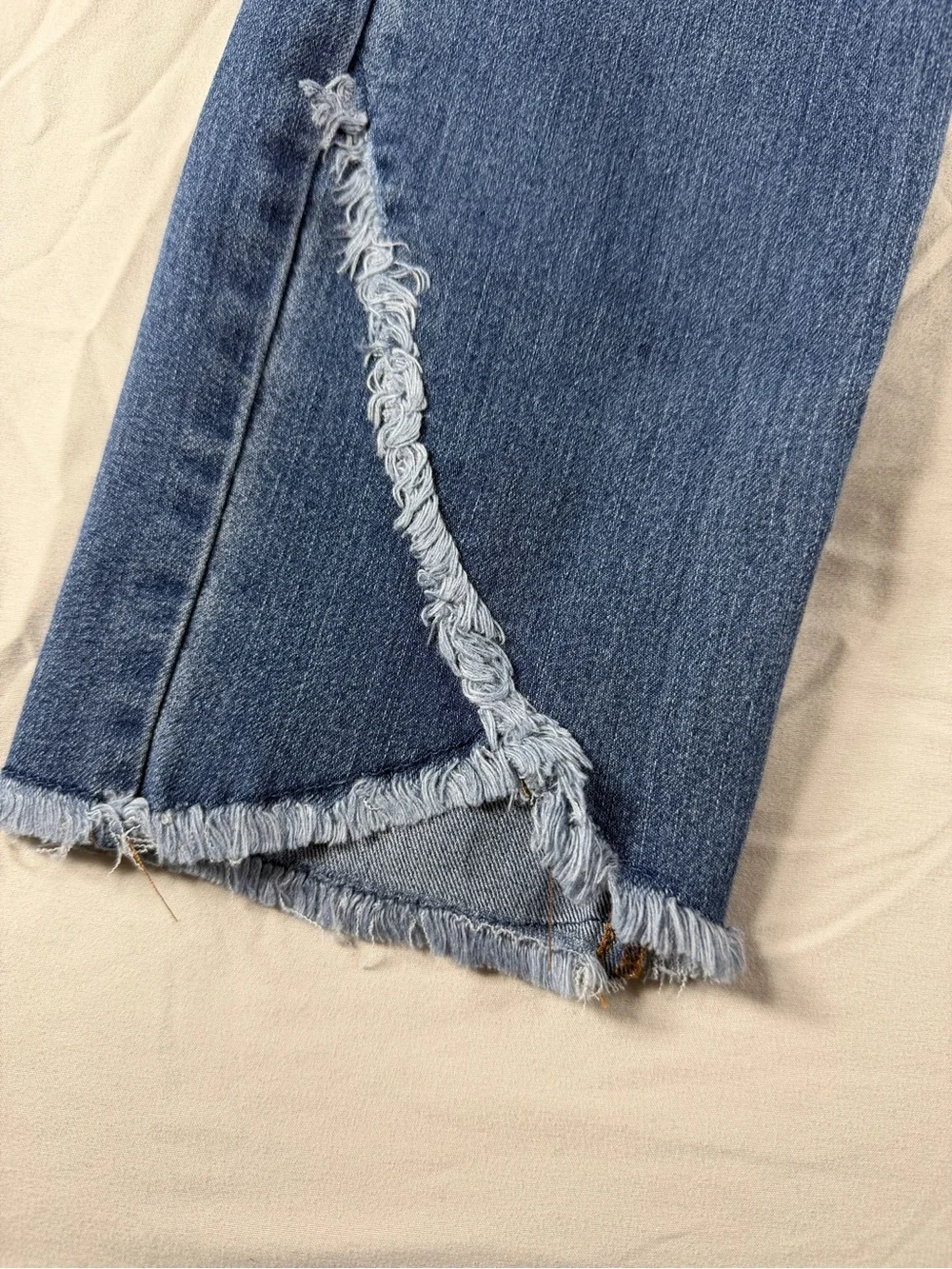 INC International Concept Denim Skinny Fit Jeans Women's Sz 6 Blue Frayed Design